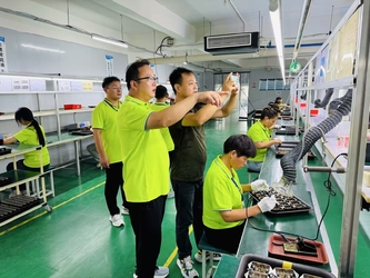 Shenzhen VIIP Electronics Co., Ltd. línea de producción del fabricante